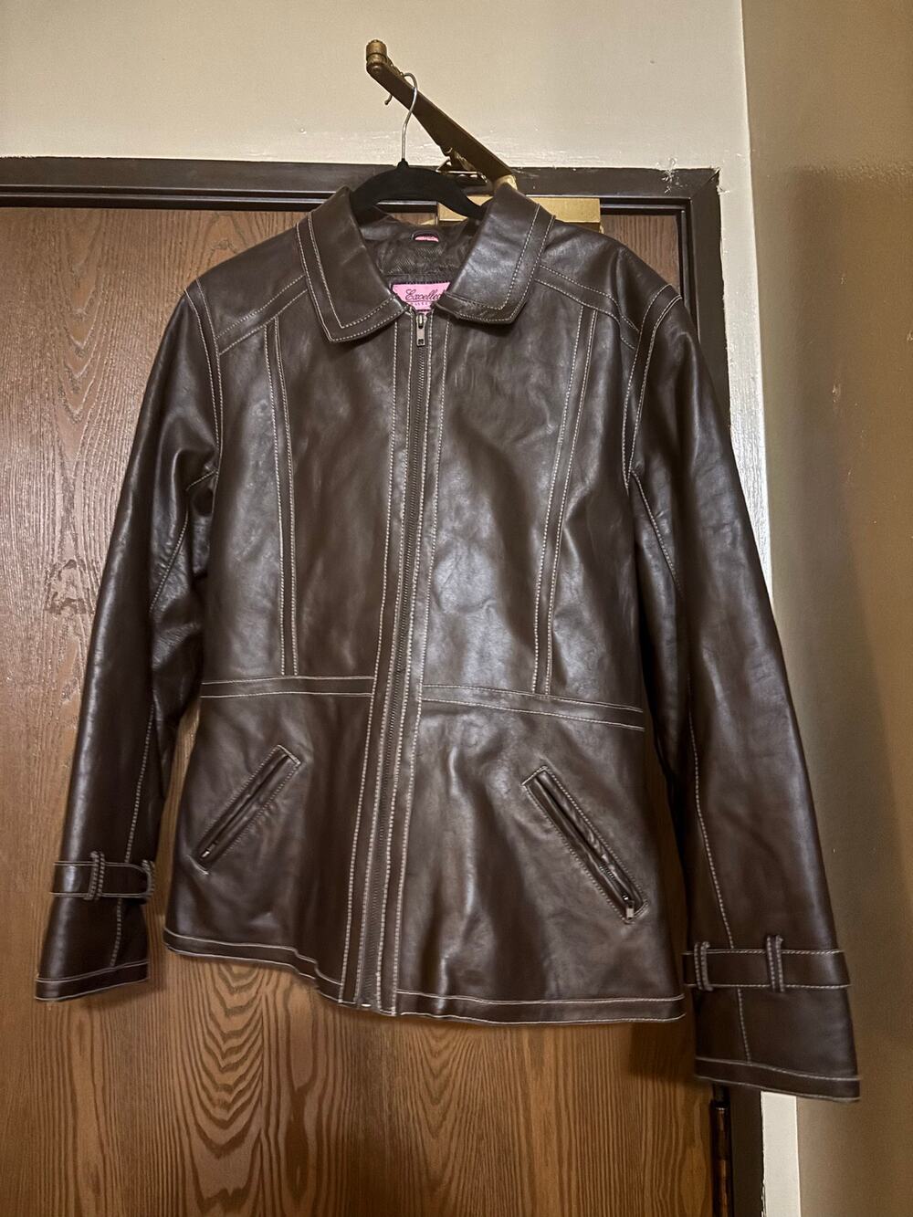 Vintage Chocolate Brown Leather Contrast Stitching Fall/ Winter Coat/ Jacket